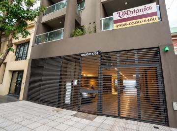 Departamento · 33m² · 1 Ambiente · Monoambiente de Categoría con Balcón, Parrilla y Solarium en Flores
