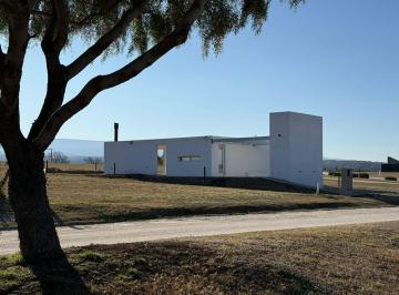 Casa · 166m² · 3 Ambientes · 2 Cocheras · Venta Casa 2 Dorm. Puerto del Aguila Córdoba