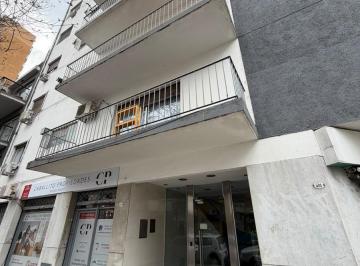 Departamento · 55m² · 3 Ambientes · Alquiler - Tres Ambientes con Balcon Muy Luminoso - Caballito