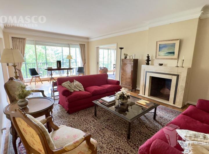 Departamento · 355m² · 7 Ambientes · 1 Cochera