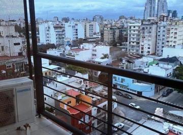Departamento de 1 ambiente, Barracas · 1 Ambiente Divisible Al Contrafrente con Balcón - Alquiler Barracas