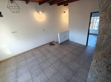 Departamento · 110m² · 3 Ambientes · Casa + Departamento con Terreno Venta Banfield