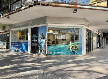 Local comercial · 58m² · Local en Alquiler San Isidro Centro