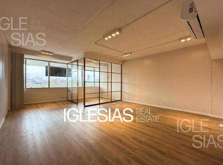 Oficina comercial · 59m² · 1 Ambiente · 1 Cochera
