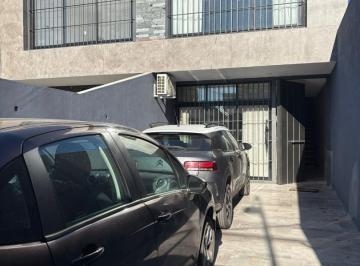 Casa · 160m² · 4 Ambientes · 2 Cocheras · Dúplex 4 Ambientes - Ituzaingó Norte