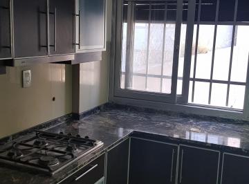 Departamento de 5 ambientes, Córdoba · Alquilo Departamento / Piso 2 Dorm. Living Comedor Cocina Independiente