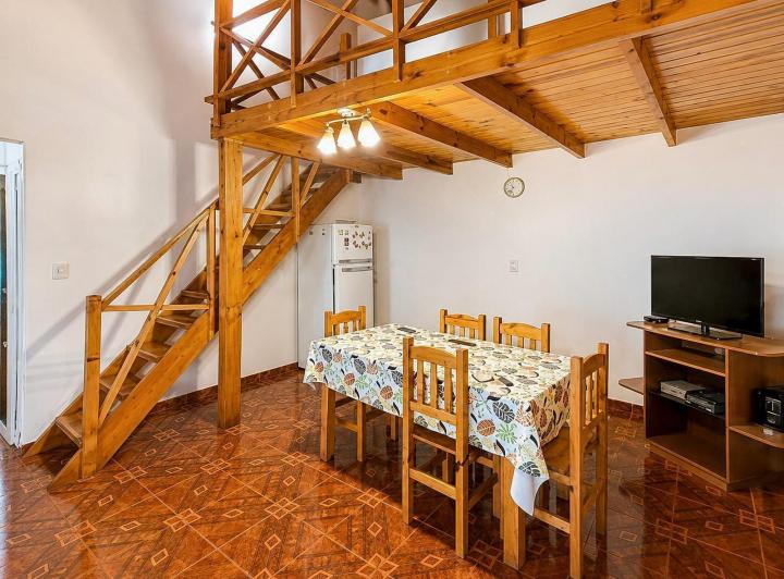 Casa · 45m² · 4 Ambientes · 1 Cochera