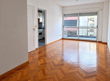 Departamento · 45m² · 2 Ambientes · 1 Cochera · Alquiler Semipiso 2 Ambientes Cochera Belgrano