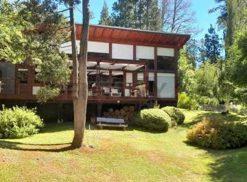Casa · 147m² · 6 Ambientes · 2 Cocheras · Venta Casa Villa La Angostura