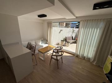 Departamento · 52m² · 3 Ambientes · 1 Cochera · Departamento en Venta Coghlan con Patio