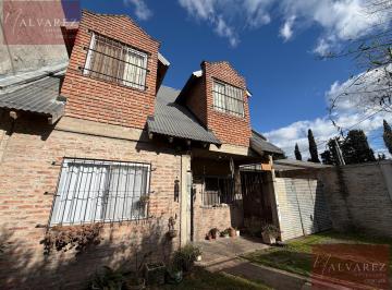 Casa · 300m² · Venta Casa en Garin