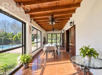 Casa · 120m² · 5 Ambientes · 2 Cocheras · Casa en Venta en Country Banco Provincia con Fondo Al Arroyo - Permuta/apto Credito