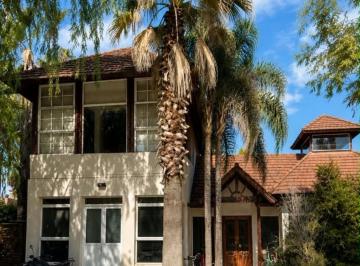 Casa · 265m² · 6 Ambientes · 2 Cocheras · Venta Casa 6 Ambientes Haras del Pilar La Pradera