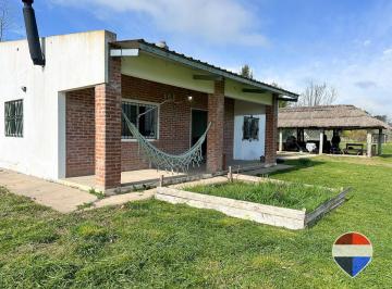 Casa · 55m² · 1 Ambiente · Casa en Venta en Cañuelas con Pileta