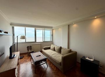 Departamento · 61m² · 2 Ambientes · 1 Cochera · Alquiler Apartamento Punta Carretas 1 Dorm Garaje