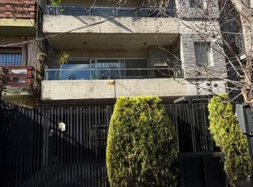 Departamento de 3 ambientes, San Isidro · Excelente Departamento 3 Amb con Balcón y Cochera