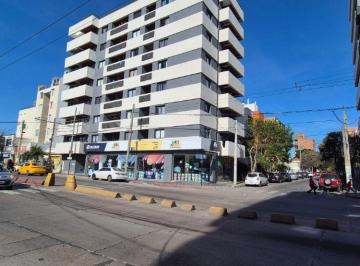 Local comercial , Córdoba · Alquiler Local Comercial Av Colon 2800