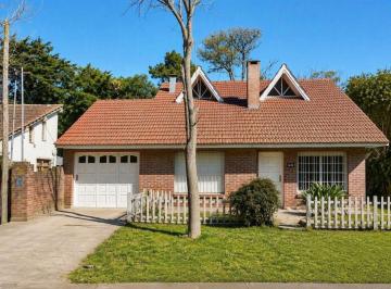 Casa de 3 ambientes, Atlántida · Casa en Venta – Reserva Forestal Atlántida