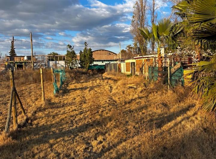 Terreno · 1300m²
