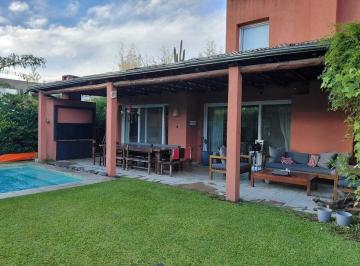 Casa · 20000m² · 4 Ambientes · Casa en Alquiler en Barbarita, General Pacheco, Tigre