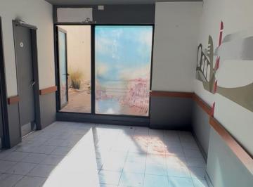 Local comercial · 60m² · Alquiler Local en Villa Crespo