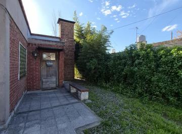 Casa · 80m² · 3 Ambientes · 1 Cochera · Casa en Ituzaingó Norte