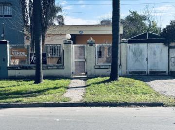 Casa · 200m² · 5 Ambientes · 3 Cocheras · Venta Casa Fisherton Para Reciclar
