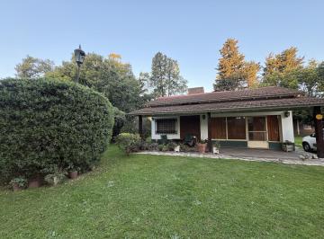 Casa · 140m² · 3 Ambientes · 2 Cocheras · Casa Quinta con Pileta en Parque San Martin - Merlo