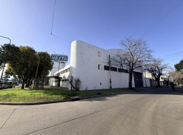 Bodega-Galpón · 1350m² · 4 Ambientes · Nave de 850 m² con Oficinas - Zuviria 7468 y Av Circunvalación