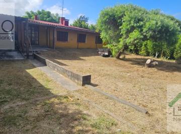 Casa · 122m² · 4 Ambientes · 1 Cochera · Vendo Casa 3 Dorm. con 969 m² de Terreno en El Pinar