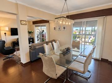 Casa · 120m² · 3 Ambientes · 2 Cocheras · Triplex en Venta de 2 Dorm. en Barrio Alta Gracia (Cf1407)