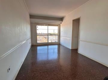 Departamento · 70m² · 4 Ambientes · Venta Depto 4 Amb Gran Balcon Todo Luz Floresta