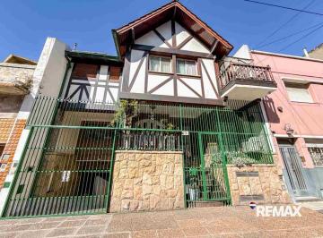 Casa · 350m² · 6 Ambientes · 4 Cocheras · Venta Casa 6 Ambientes Pileta Villa Crespo