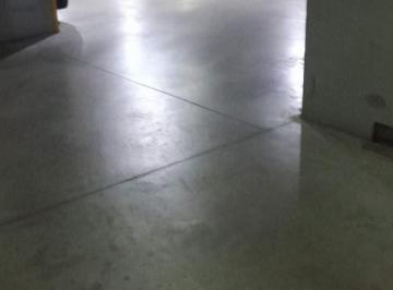 Garage · 15m² · Cocheras en Almagro. Número 49.