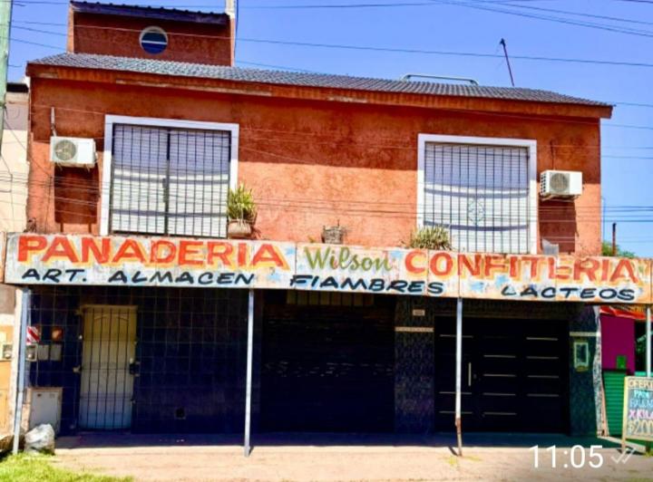 Local comercial · 200m² · 1 Cochera