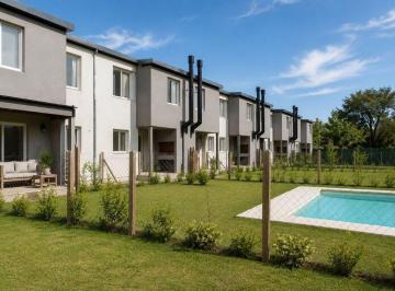 Casa · 105m² · 5 Ambientes · 2 Cocheras · Casa Duplex en Venta Barrio Decs Tortugas