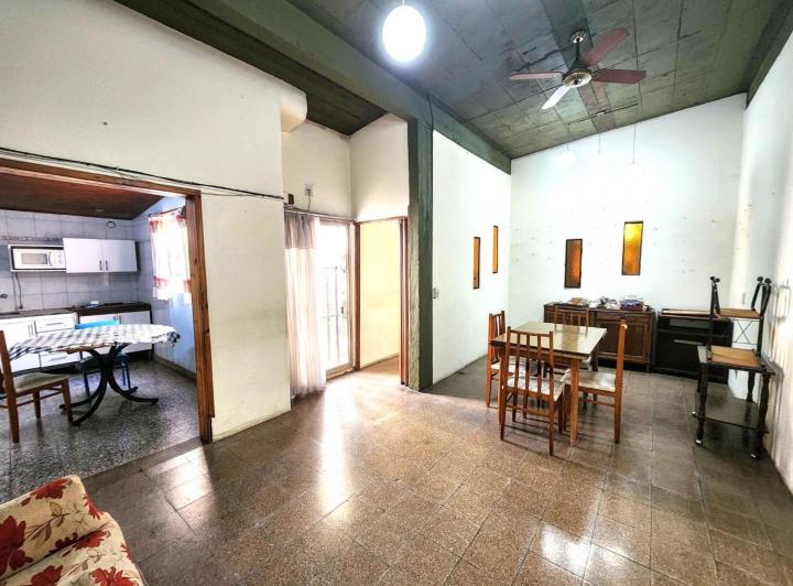 Casa · 130m² · 3 Ambientes · 1 Cochera