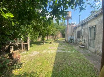 Casa · 150m² · 4 Ambientes · 2 Cocheras · Venta Casa 4 Ambientes con Local González Catán