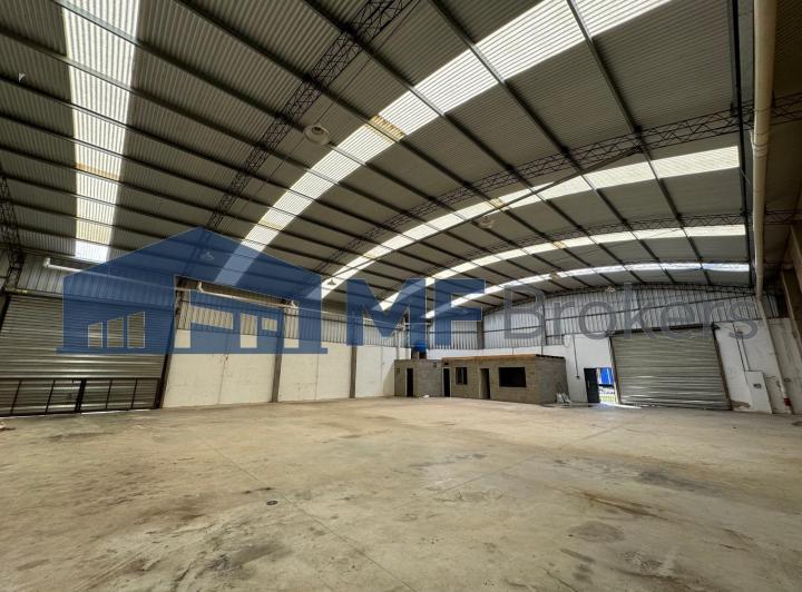 Bodega-Galpón · 650m²