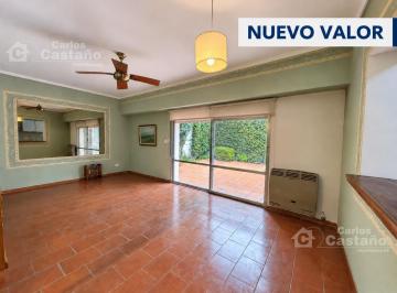 Casa · 139m² · 4 Ambientes · 1 Cochera · Excelente Chalet 4 Ambientes con Jardín y Cochera – a 4 C/ de Av Maipú