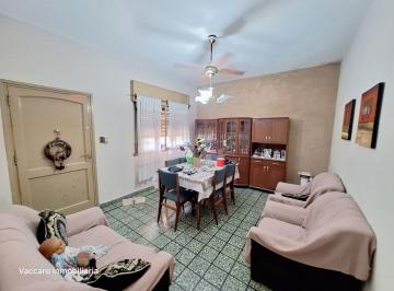 Casa de 3 ambientes, La Matanza · Olazabal 700 (Esq. Araoz) Ciudad Madero - Casa 3 Ambientes Lote Propio, Cochera, 2 Patios y Terraza