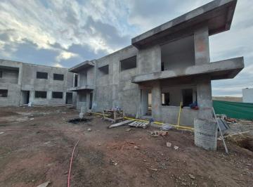 Casa de 4 ambientes, Rodeo de la Cruz · Duplex en Venta - 3 o 2 Dorm. (Entrega Asegurada) | Guaymallen, Rodeo del Medio