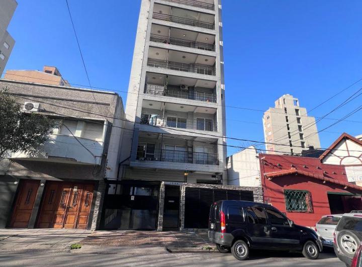 Departamento · 10m² · 3 Ambientes · 1 Cochera