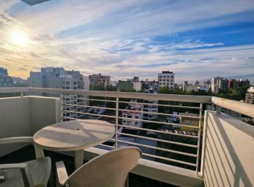 Departamento · 43m² · 2 Ambientes · Alquiler Depto 2 Amb Flores Norte Balcon Luminoso