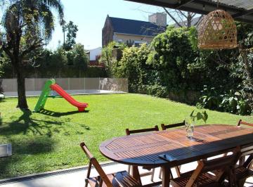 Casa · 240m² · 5 Ambientes · 1 Cochera · Casa Alquiler - Enero Febrero 2027 - San Isidro