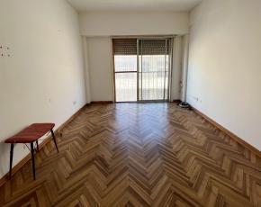 Departamento · 40m² · 2 Ambientes · Amplio y Luminoso 2 Ambientes en San Telmo. Tacuarí Al 800. 40 m²