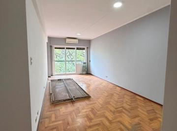 Departamento de 3 ambientes, Flores · Avellaneda 2400 - 3amb en Alquiler