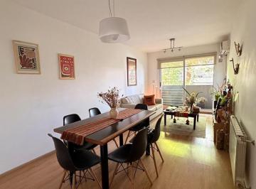 Departamento · 76m² · 3 Ambientes · 1 Cochera · Venta | Departamento 2 Dorm. con Cochera - Rodríguez 1200 - Lourdes