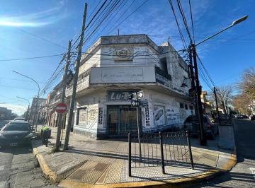 Local comercial · 340m² · 6 Ambientes · Local + 2 Departamentos a Refaccionar - Ideal Constructores
