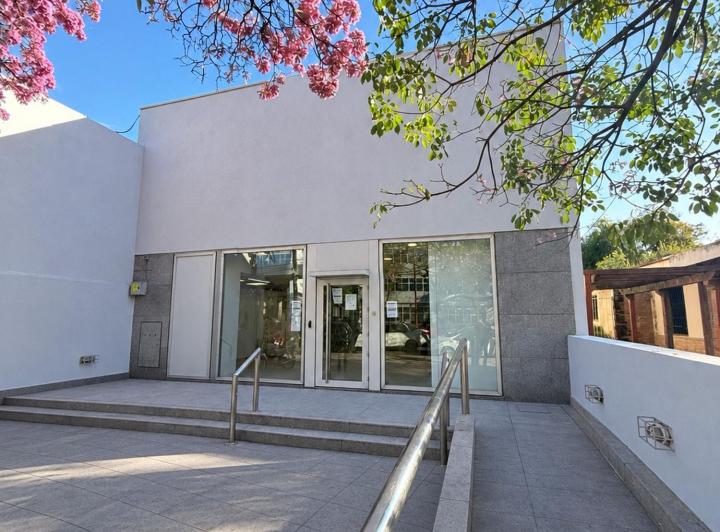 Local comercial · 276m²
